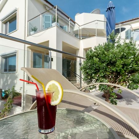 Villa Riverside Polis ภายนอก รูปภาพ
